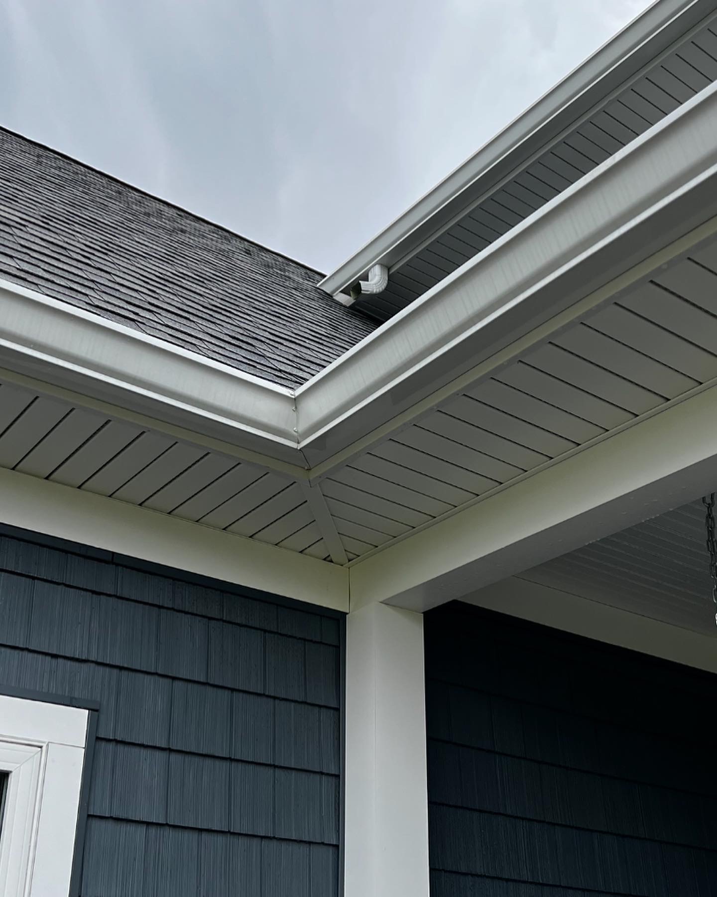 Gutter cleaning limestone